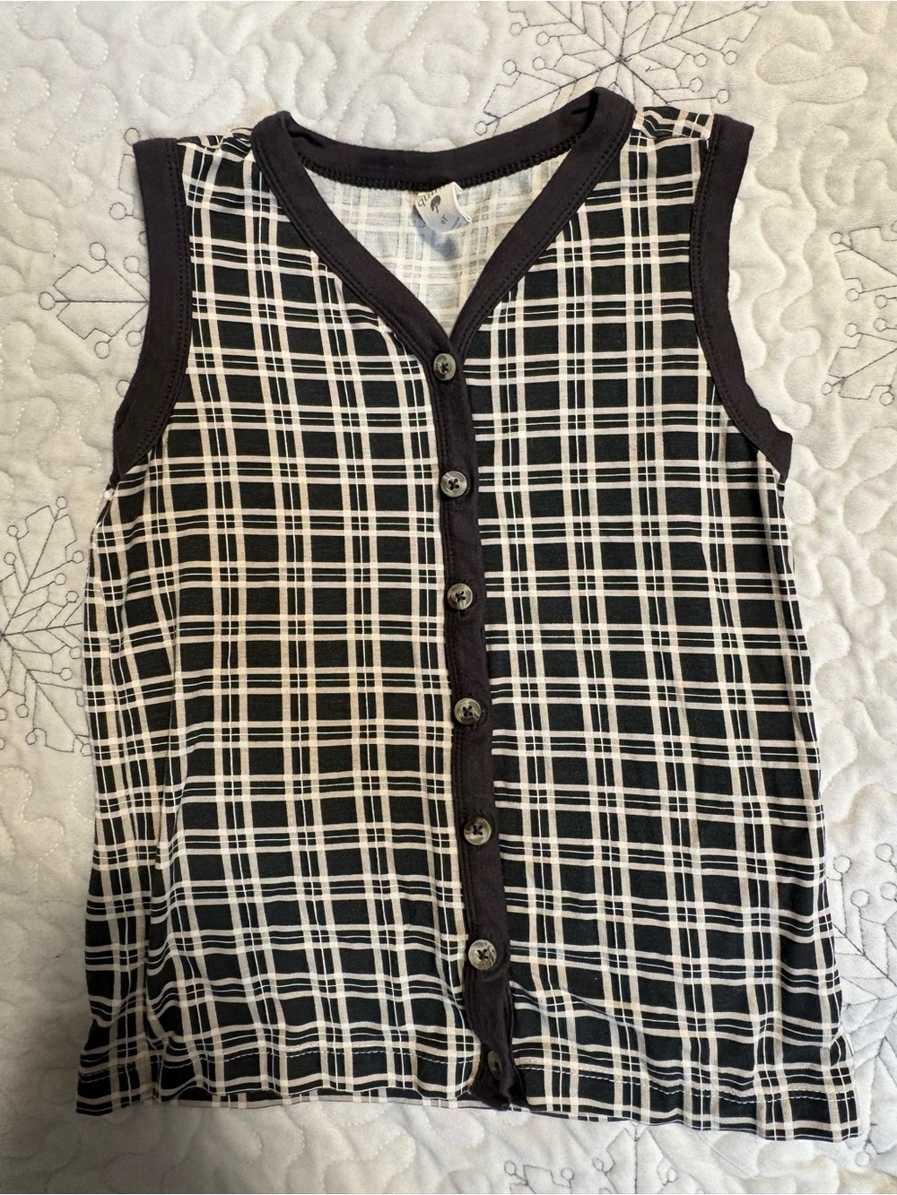 kate quinn Black & White Plaid Sleeveless Button-Front Tank